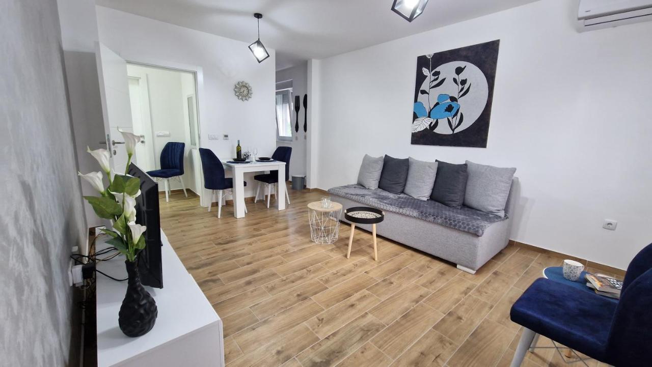 Apartman Astra Szávaszentdemeter Kültér fotó